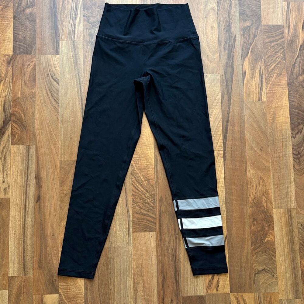 aerie Woman’s Size S Black Leggings with Reflective Silver Stripes